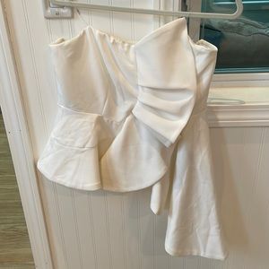 Do + Be white asymmetrical top